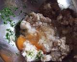 Foto del paso 2 de la receta: Tortitas de calabaza y merluza