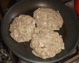 Foto del paso 3 de la receta: Tortitas de calabaza y merluza