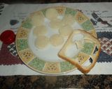 Foto del paso 1 de la receta: Canapés de salsa rosa y alcaparras