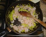 Foto del paso 1 de la receta: Arroz integral a las tres delicias