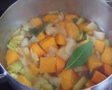 Foto del paso 1 de la receta: Sopa crema italiana de calabaza roja