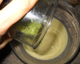 Foto del paso 2 de la receta: Cake de kiwi con pasas y sésamo