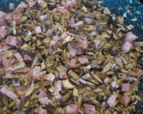 Foto del paso 2 de la receta: Rollitos bacon y champiñones
