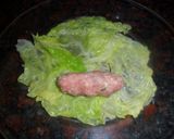 Foto del paso 4 de la receta: Niños envueltos en hojas de col con salsa de tomate