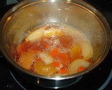 Foto del paso 3 de la receta: Solomillo de cerdo con frutas caramelizadas