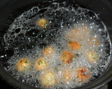 Foto del paso 3 de la receta: Bolitas de ajo, perejil y pan rallado