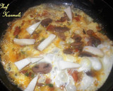Foto del paso 3 de la receta: Revoltijo de huevos con hongos a la mexicana (orgánicos)