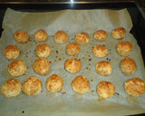 Foto del paso 10 de la receta: Bolitas de mazapán con nueces (panellets)