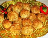 Foto del paso 11 de la receta: Bolitas de mazapán con nueces (panellets)