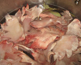 Foto del paso 4 de la receta: Crestas de gallo