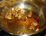 Foto del paso 3 de la receta: Ensalada de canónigos, atún fresco y praliné de nueces