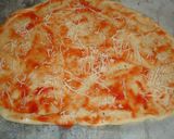 Foto del paso 1 de la receta: Pizza de jamón y sobreasada