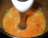 Foto del paso 3 de la receta: Crema de puerros y calabaza con langostinos