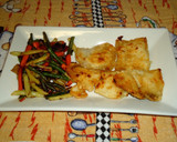Foto del paso 5 de la receta: Merluza rebozada con salteado de verduras
