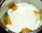 Foto del paso 1 de la receta: Flan cremoso de huevo almendrado