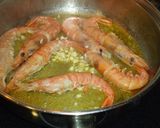 Foto del paso 1 de la receta: Gambas en salsa a la sidra
