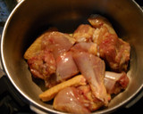 Foto del paso 2 de la receta: Pollo con peras