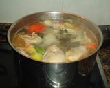 Foto del paso 2 de la receta: Caldo familiar