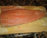 Foto del paso 1 de la receta: Salmón salvaje con gambas al ajillo