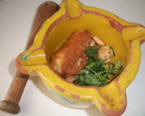 Foto del paso 2 de la receta: Picantón en salsa de almendras