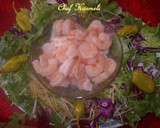 Foto del paso 5 de la receta: Ensalada orgánica de gambas con flores comestibles