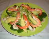 Foto del paso 6 de la receta: Ensalada de langostinos y aguacate