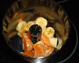 Foto del paso 1 de la receta: Batido de plátano y mandarina