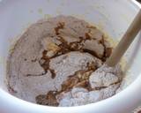 Foto del paso 2 de la receta Muffins de chocolate rellenos con bombones
