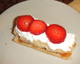 Foto del paso 3 de la receta: Emparedados de bizcocho y fresas