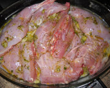Foto del paso 4 de la receta: Conejo asado con puerros y sidra