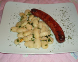 Foto del paso 5 de la receta: Judias de la granja con butifarra asada