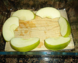Foto del paso 2 de la receta: Salmón asado con manzanas
