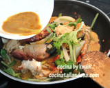 Foto del paso 4 de la receta: Poo pad pong kra-ree (Buey de mar salteado al curry amarillo)