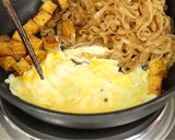 Foto del paso 7 de la receta: Pad thai (fideos fritos con gambas )