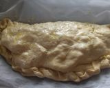 Foto del paso 2 de la receta: Calzone de jamones y queso