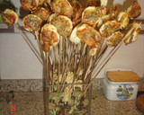 Foto del paso 6 de la receta: Piruletas de pizzas hojaldradas