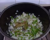 Foto del paso 2 de la receta: Tallarines caseros con pollo