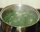 Foto del paso 3 de la receta: Acelgas y champiñones salteados con alubias