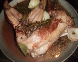 Foto del paso 3 de la receta: Conejo de monte asado con salsa de vino