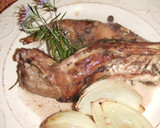 Foto del paso 5 de la receta: Conejo de monte asado con salsa de vino