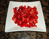 Foto del paso 2 de la receta: Fresas con mousse de yogurt