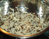 Foto del paso 2 de la receta: Tartar de arroz salvaje y langostinos