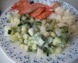 Foto del paso 2 de la receta Frito de calabacin con bacalao y gambas.