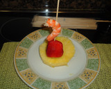Foto del paso 2 de la receta: Brochetas de langostinos y frutas
