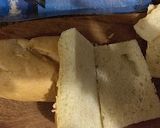 Foto del paso 1 de la receta: Tostada de salmón ahumado con huevo poché