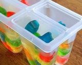 Foto del paso 1 de la receta: Paletas Heladas de Sprite y Gomitas
