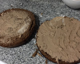 Foto del paso 4 de la receta: Tarta kit kat con bizcocho de chocolate 