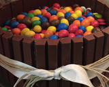 Foto del paso 7 de la receta: Tarta kit kat con bizcocho de chocolate 