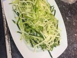 Espaguetis de calabacín con verduras