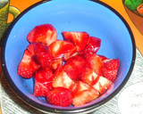 Foto del paso 1 de la receta: Texturas de espuma de fresas y sorbete helado de limón